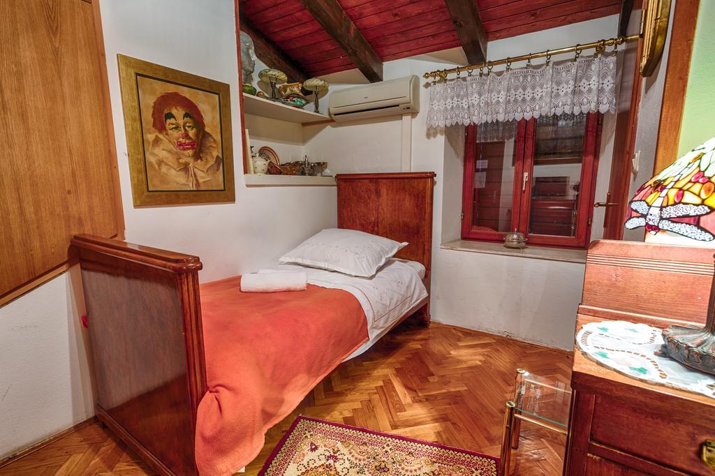 Royal Antique Apartment Сплит Екстериор снимка