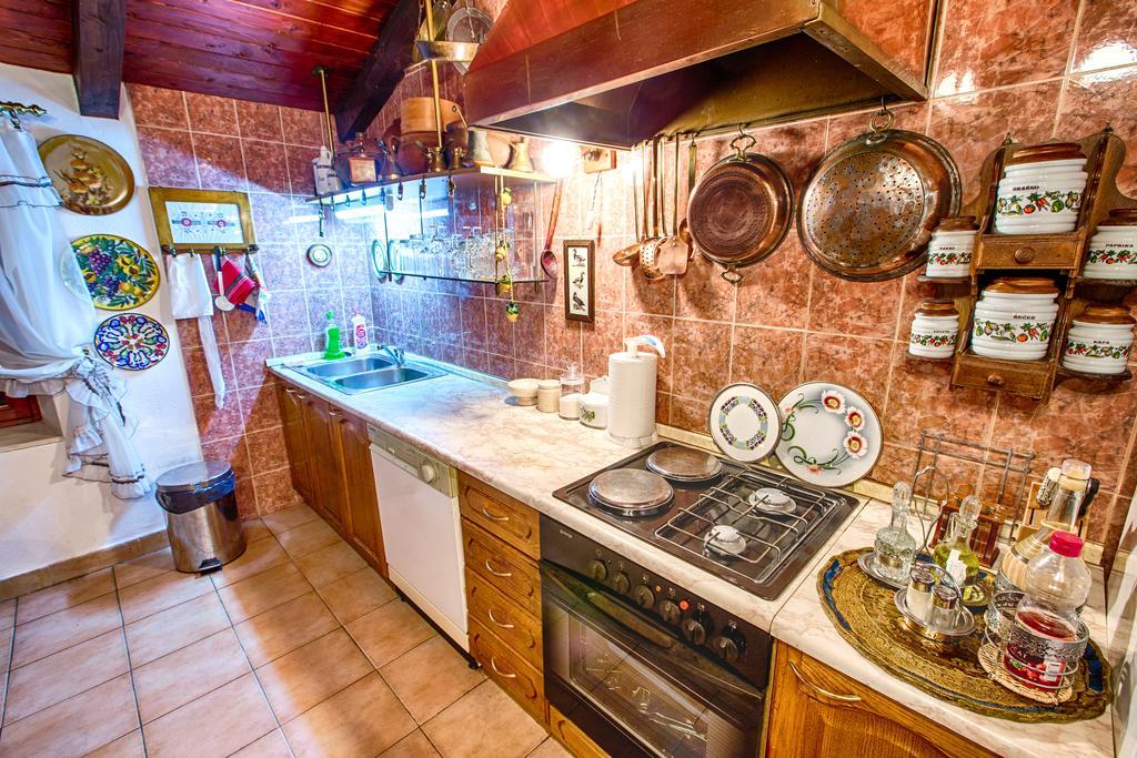 Royal Antique Apartment Сплит Екстериор снимка